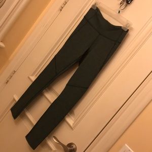 Outdoor Voices Hunter ⅞ Legging - S, NWT